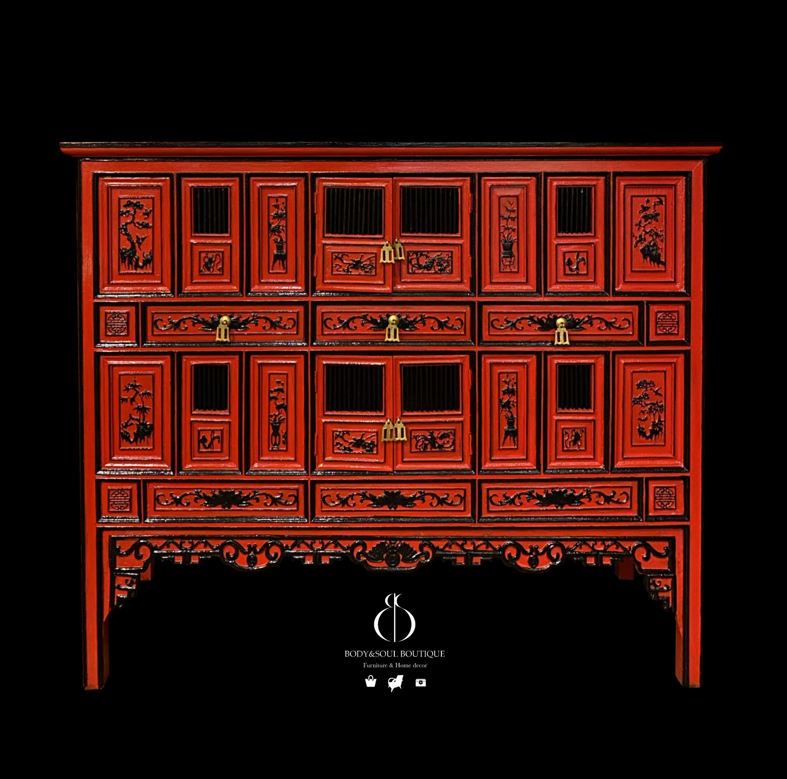 Traditional Hue’s Cabinet (red/ black)